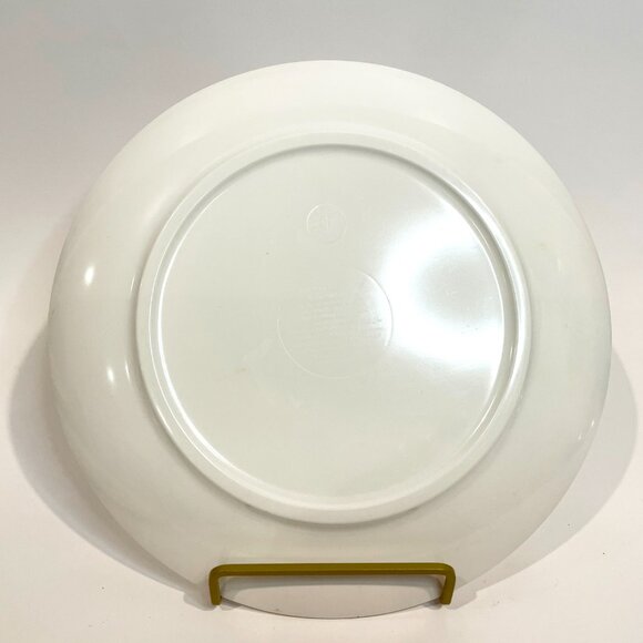 Pottery Barn Kids Rudolph the Red-Nosed Reindeer Melamine 9" Plates Set of 3 - Picture 3 of 8